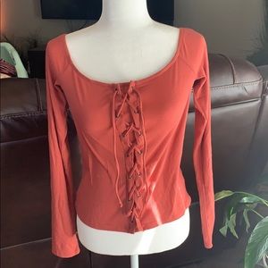 Long sleeve tee shirt